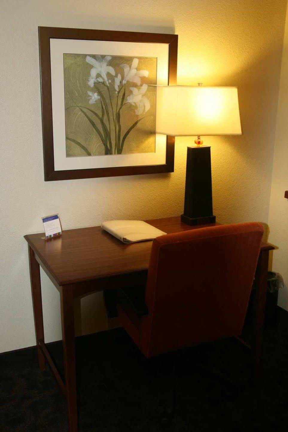 Hampton Inn Mansfield/Ontario Bilik gambar